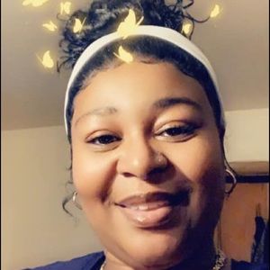 Meet your Posher, Candace